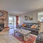 Lakefront Tempe House With Sun Deck, Hot Tub And Boats