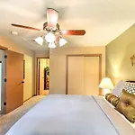 Prescott Cabin With Beautiful Forest Views And Deck!