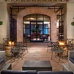 Sheraton Phoenix Crescent