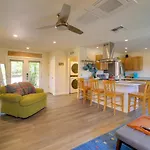 Old Town Cottonwood Cottage With Yard, Pets Welcome