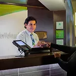 Holiday Inn And Suites Phoenix Airport North By Ihg