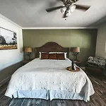 Woody Mountain Bed & Breakfast
