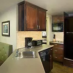 London Bridge Resort