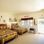 Stagecoach Trails Guest Ranch