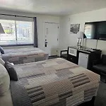 El Rancho Motel
