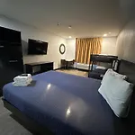 Pinetop Studio Suites