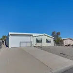 Bullhead City Home With Fire Pit - Walk To Co River!