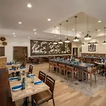 Doubletree By Hilton Hotel Flagstaff