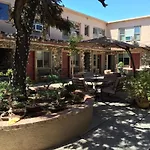 Iron Horse Inn