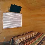 Verde Valley Lawn Cottage 11