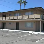 Royal Motor Inn