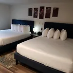 Iron Horse Inn
