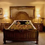 Beeline Guest House