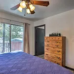 Rustic-Chic Prescott Cabin With Deck In Wooded Area!