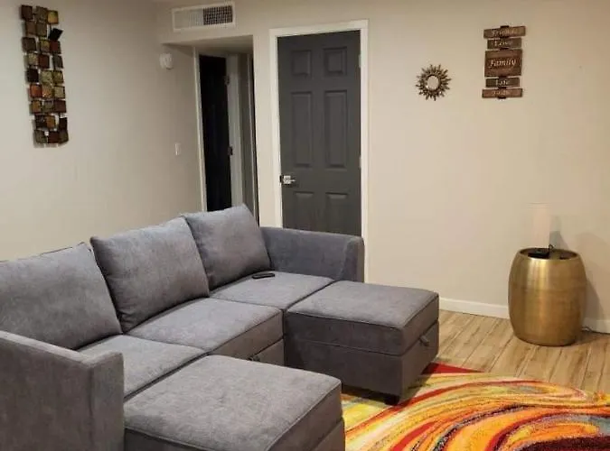 Your Phoenix Cozy Home Away From Home!