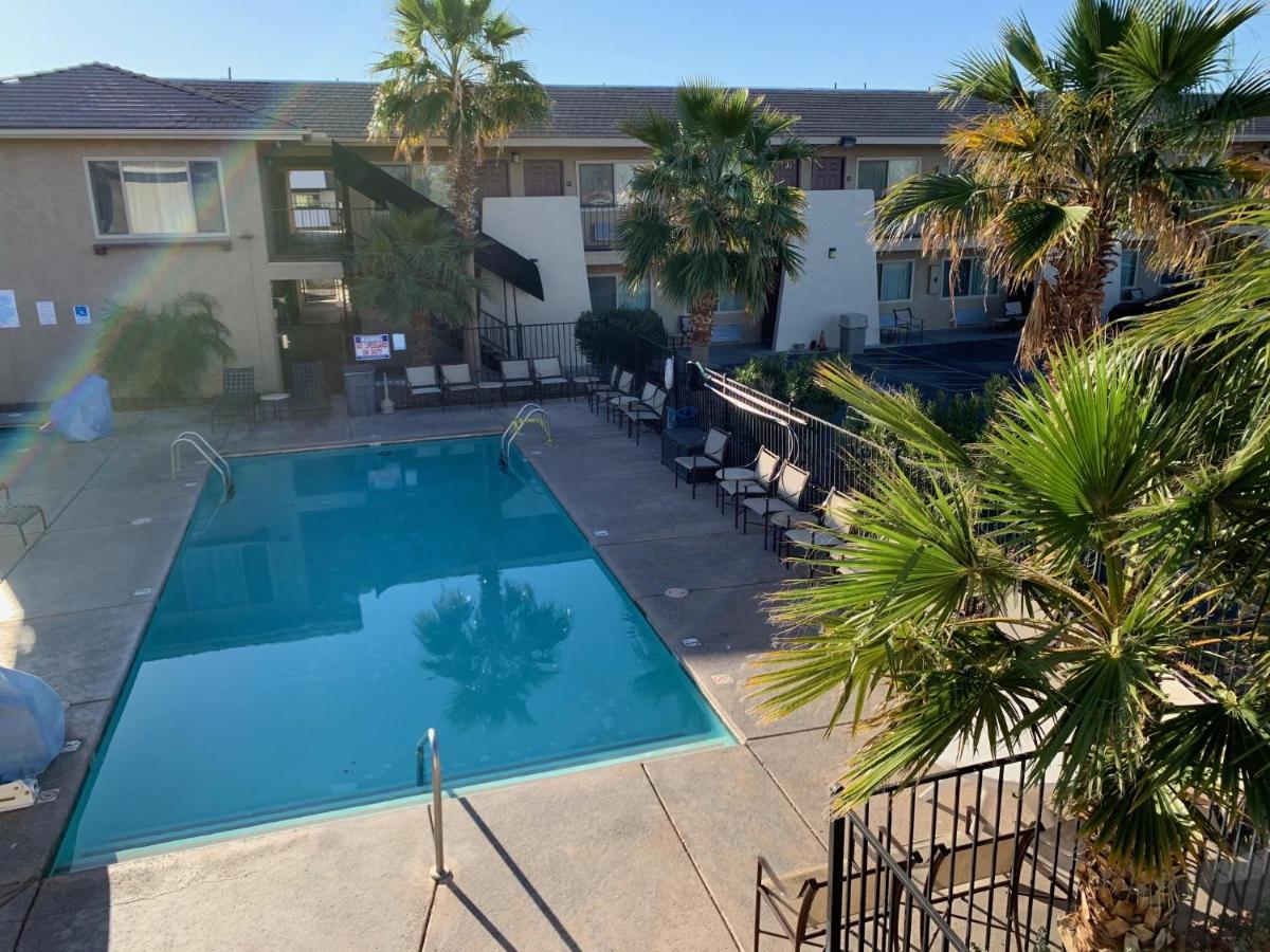Days By Wyndham Havasu 2*