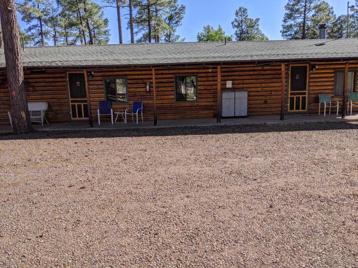 Double B Lodge *