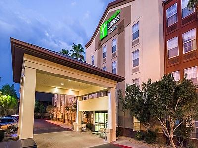 Hotel Express Phoenix-airport/university Drive By Ihg 3*
