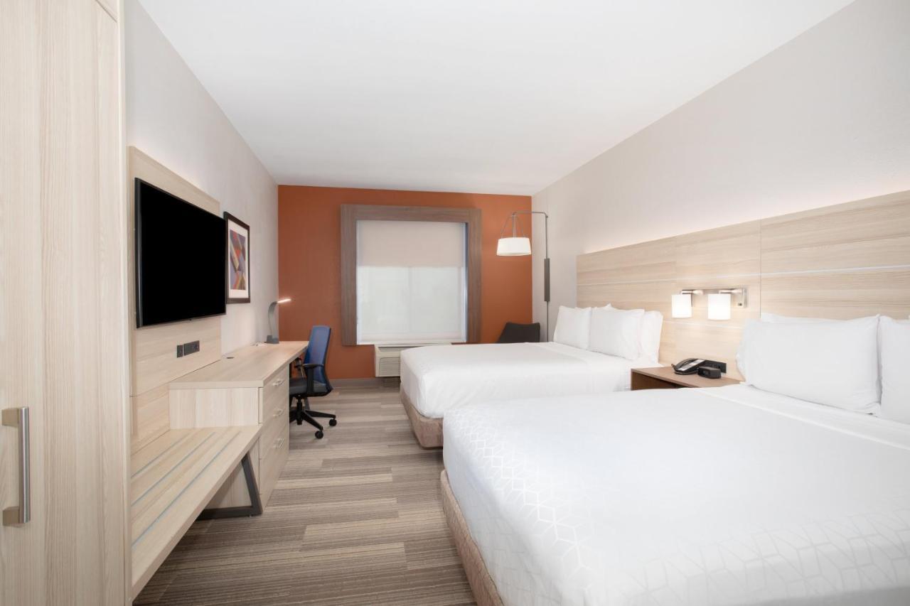 Express & Phoenix Dist By Ihg 3* Glendale