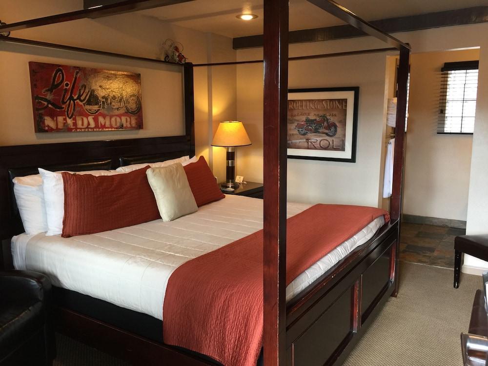 American Regency Motel 2*