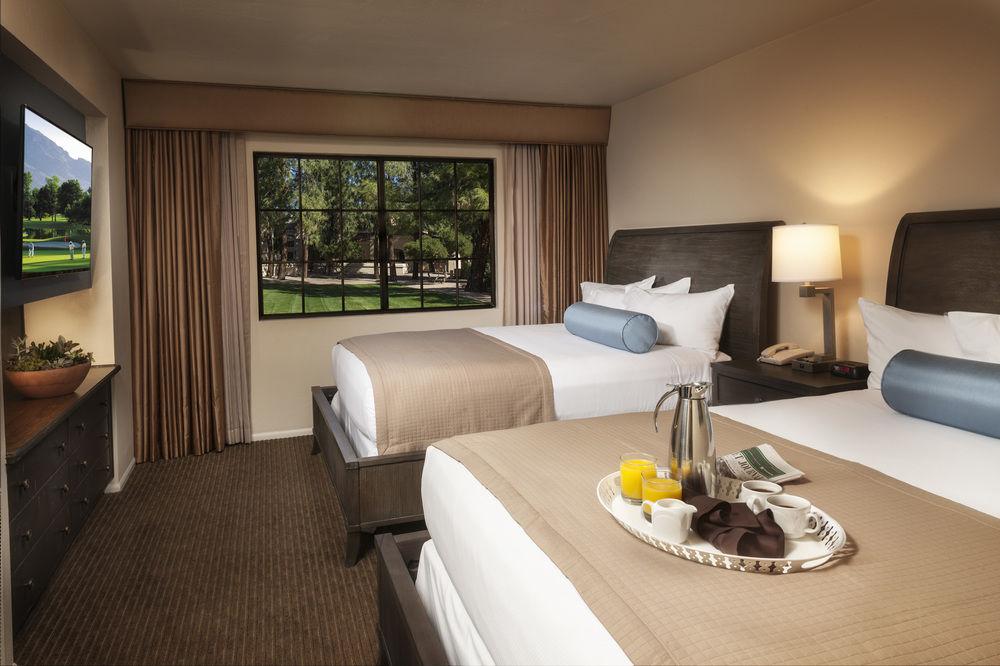 Resort The Scottsdale Plaza & 4*