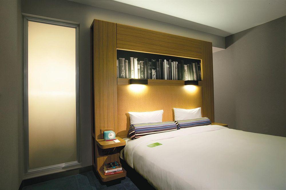 Aloft Hotel 3*