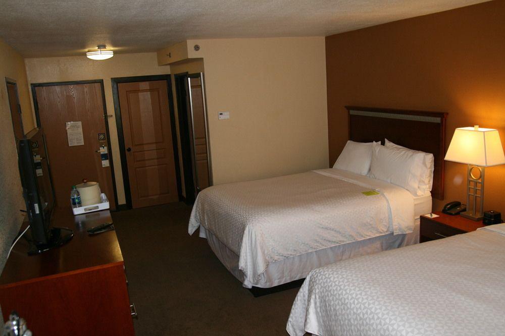 Four Points By Sheraton Airport Tucson