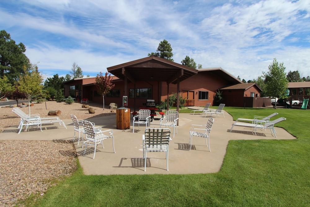 Roundhouse Pinetop-Lakeside