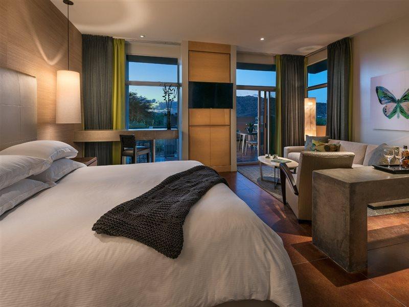 Sanctuary Camelback Mountain And Hotel