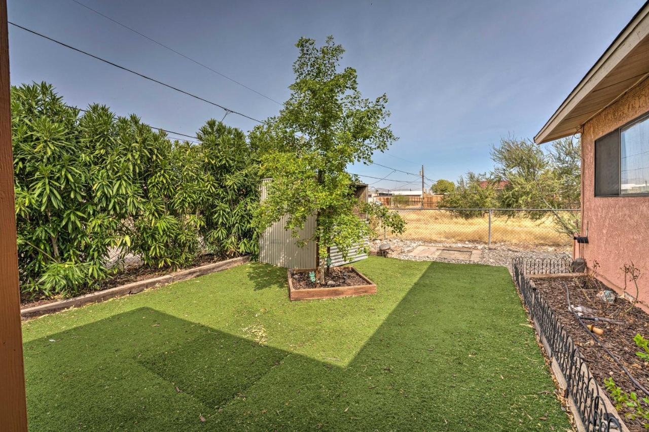 Updated Family - 2 Blocks To Colorado River! * Bullhead City
