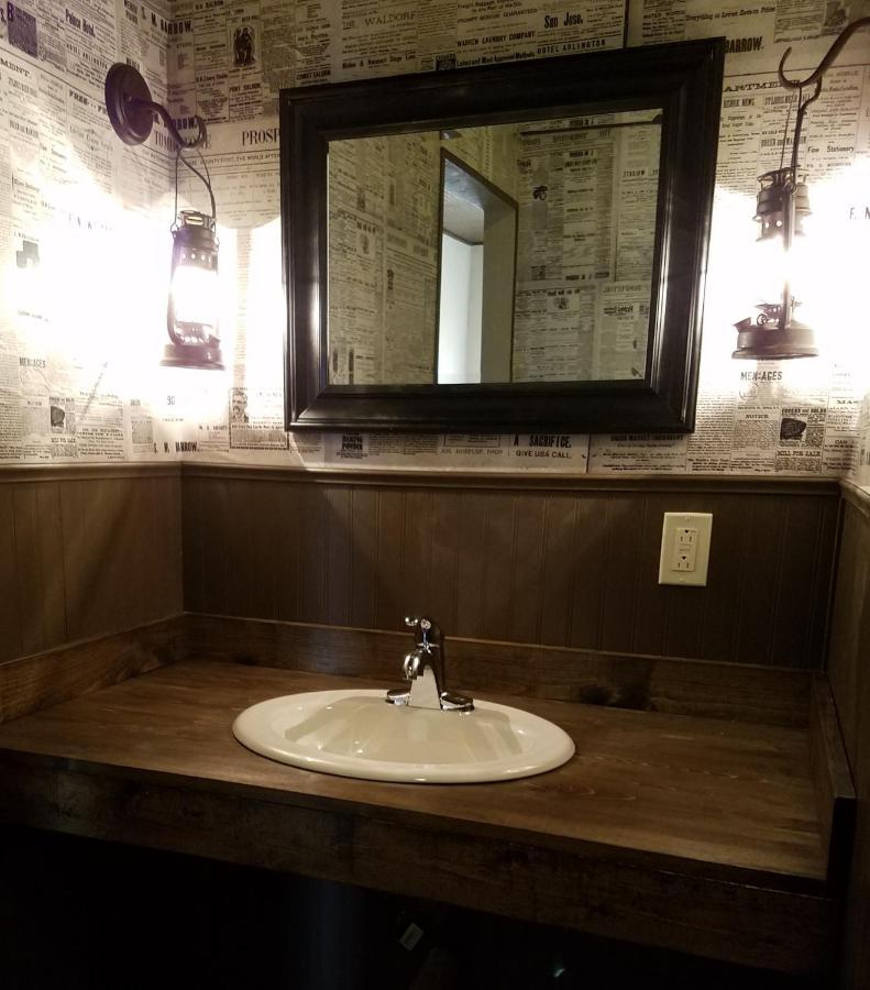 -pet Friendly- Miners #5 -two Double Beds - Private Balcony 2*