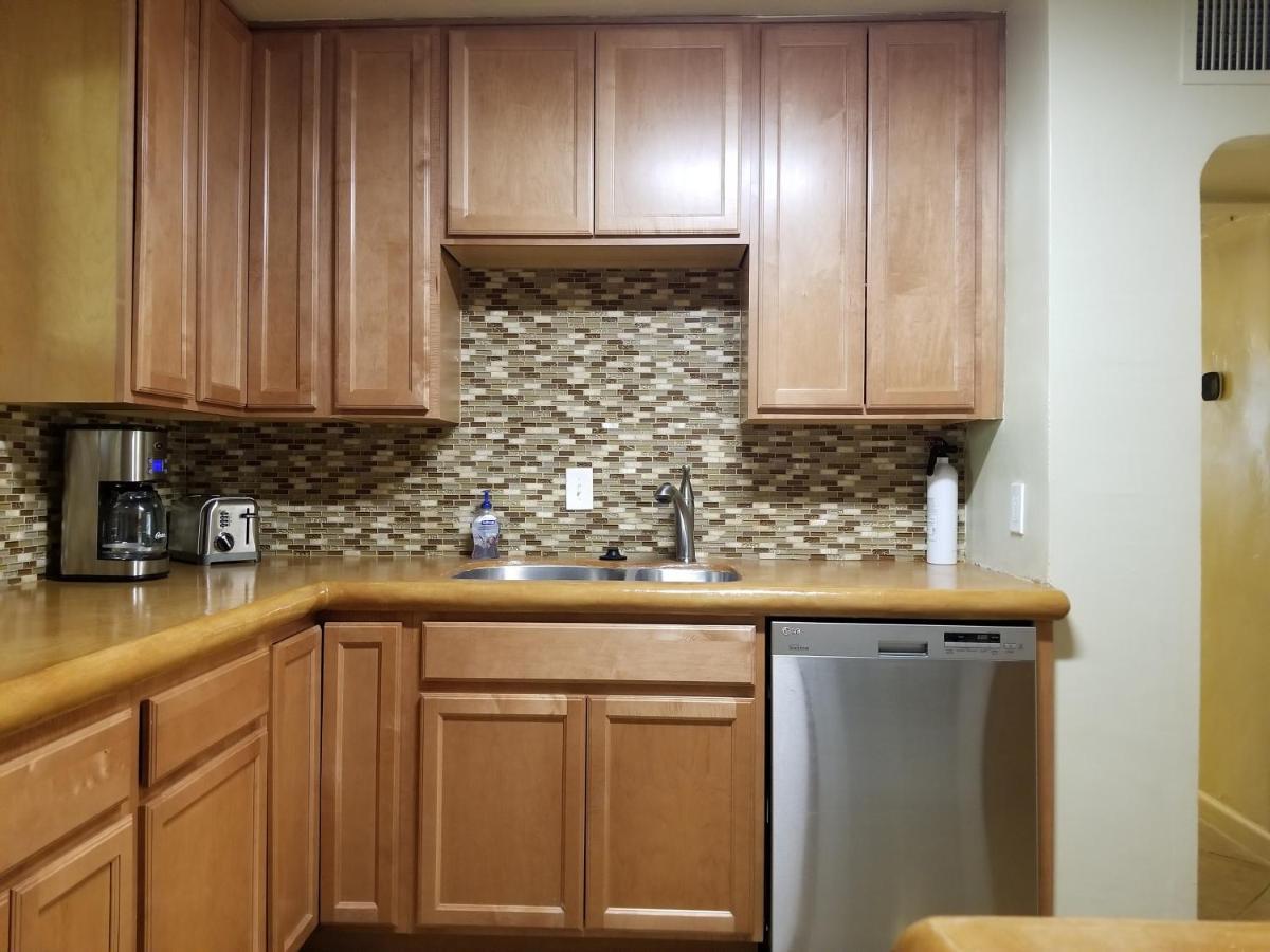 Holiday home Quiet Desert Oasis Off Swan Rd *