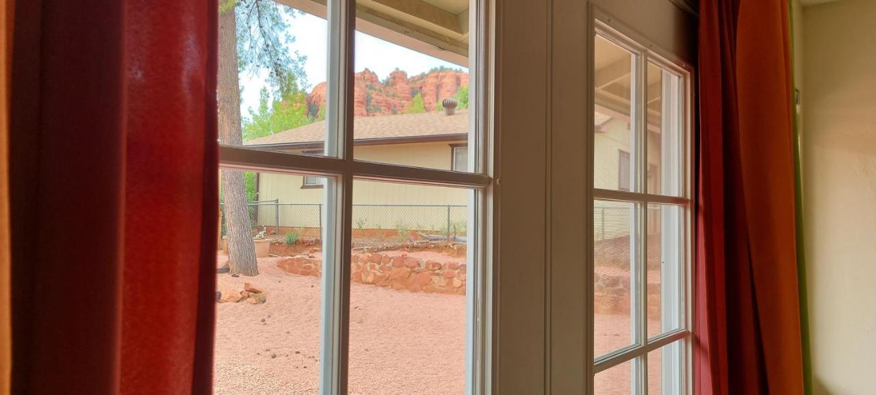 Holiday home Spacious House With Hot Tub Spa, To Enjoy Red Rock View, Near Amitabha Stupa, And Trails *