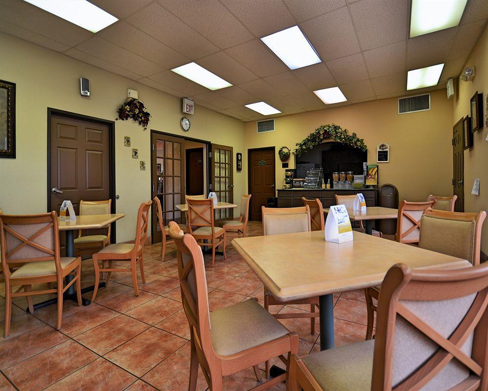 Western Copper Hills Hotel