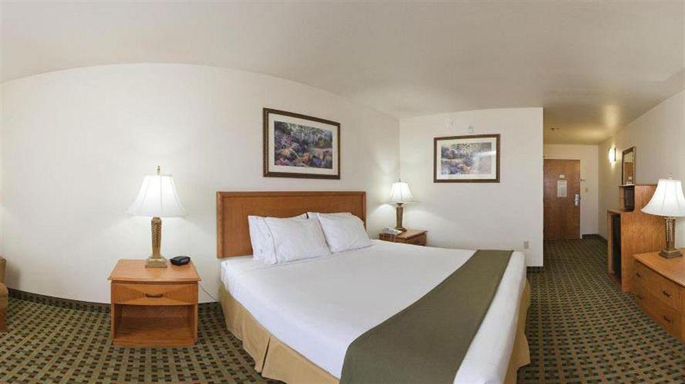 Hotel Express By Ihg