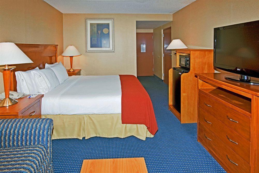 Express By Ihg 2*