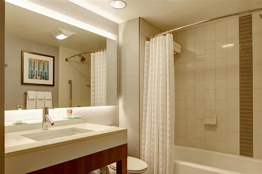 Hyatt Place Phoenix - Fashion Center Hotel 3*