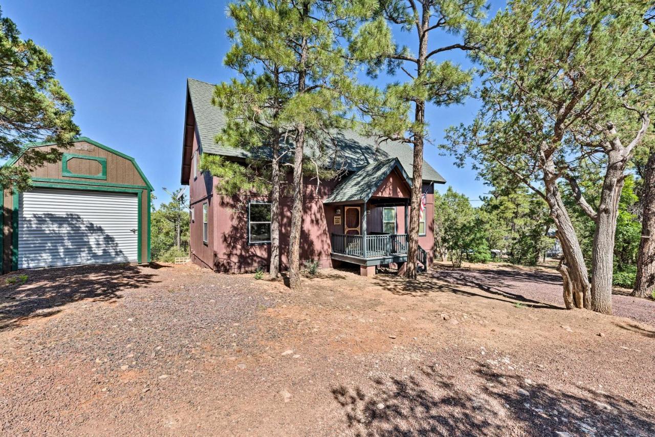 Hilltop Hideaway In Show With Mountain Views! Holiday home