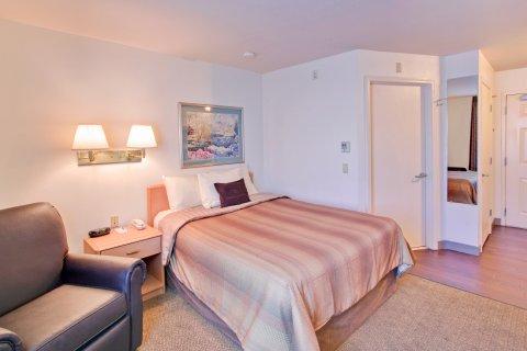 Sonesta Simply Glendale 3*