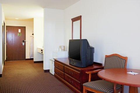 Express Show By Ihg Hotel 2*