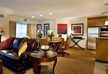 Phoenix Sports & Entertainment District Hotel Glendale