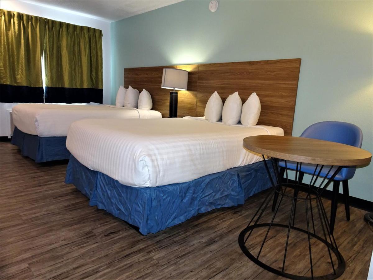 Motel Days By Wyndham Havasu 2*
