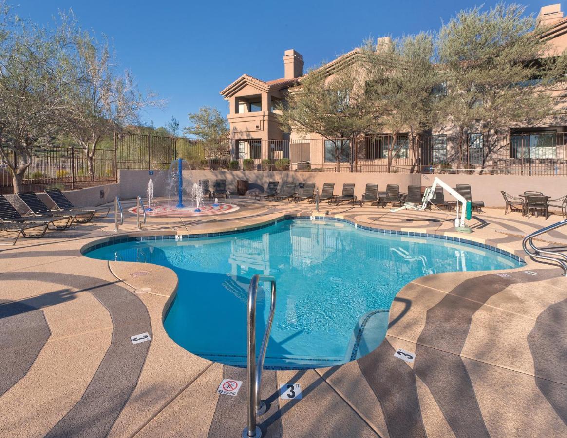 Hotel Raintree At South Mountain Preserve 3*