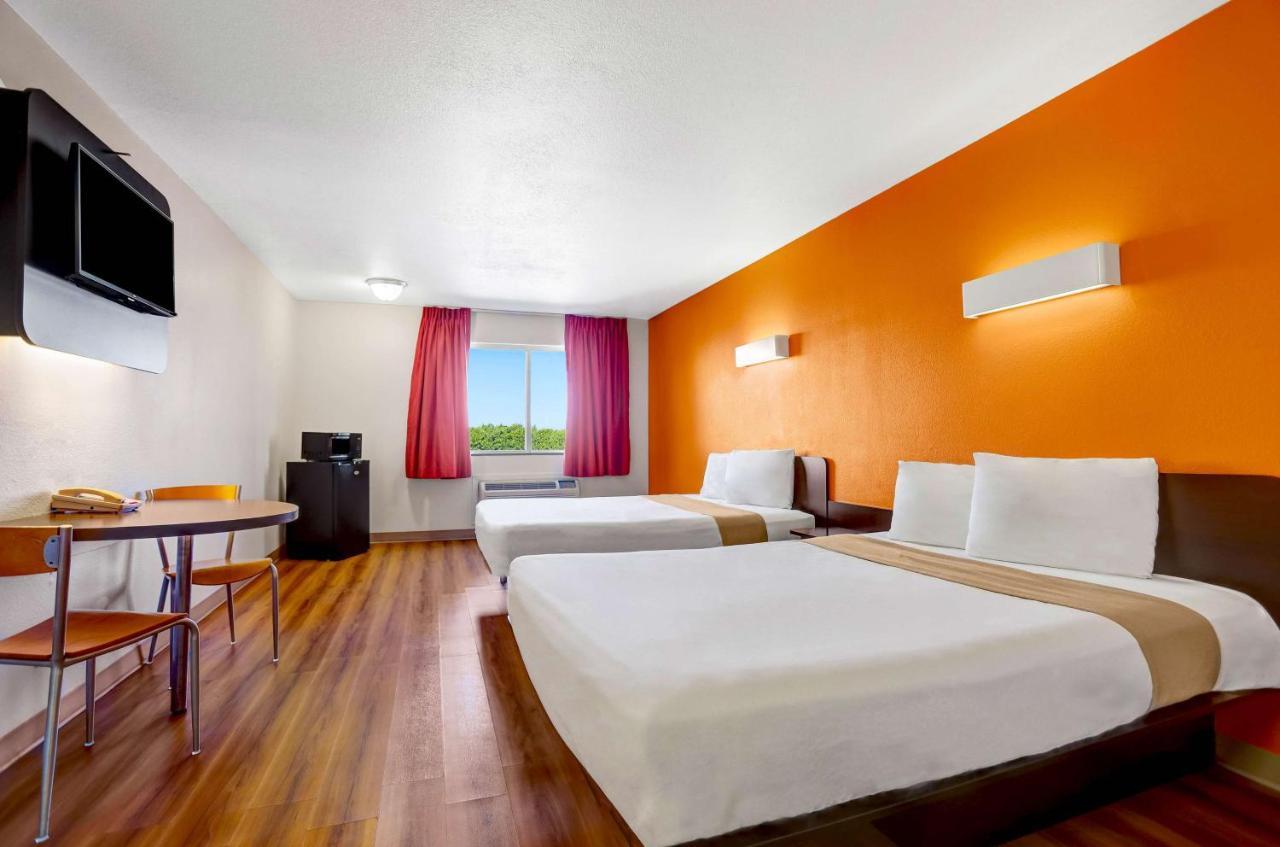 6-apache Junction, Az Hotel