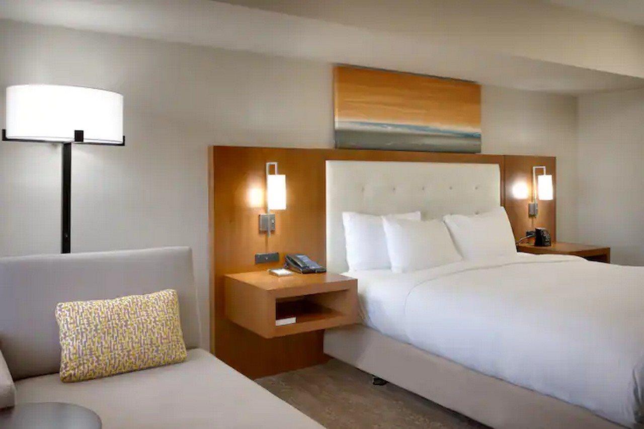 Hotel Hilton East