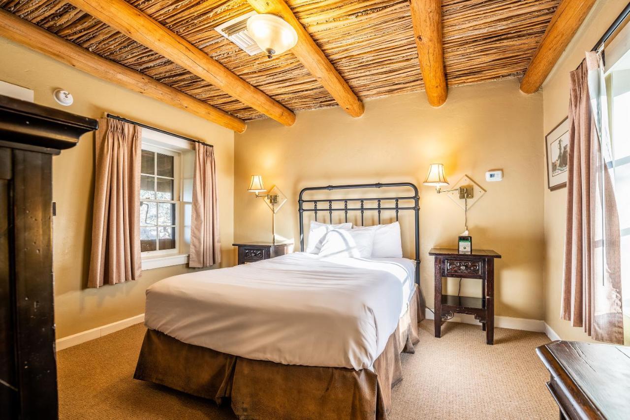 Tanque Guest Ranch *