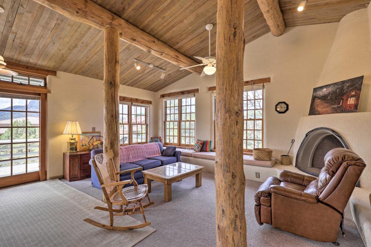 Bright With Thumb Butte Views! Apartment *