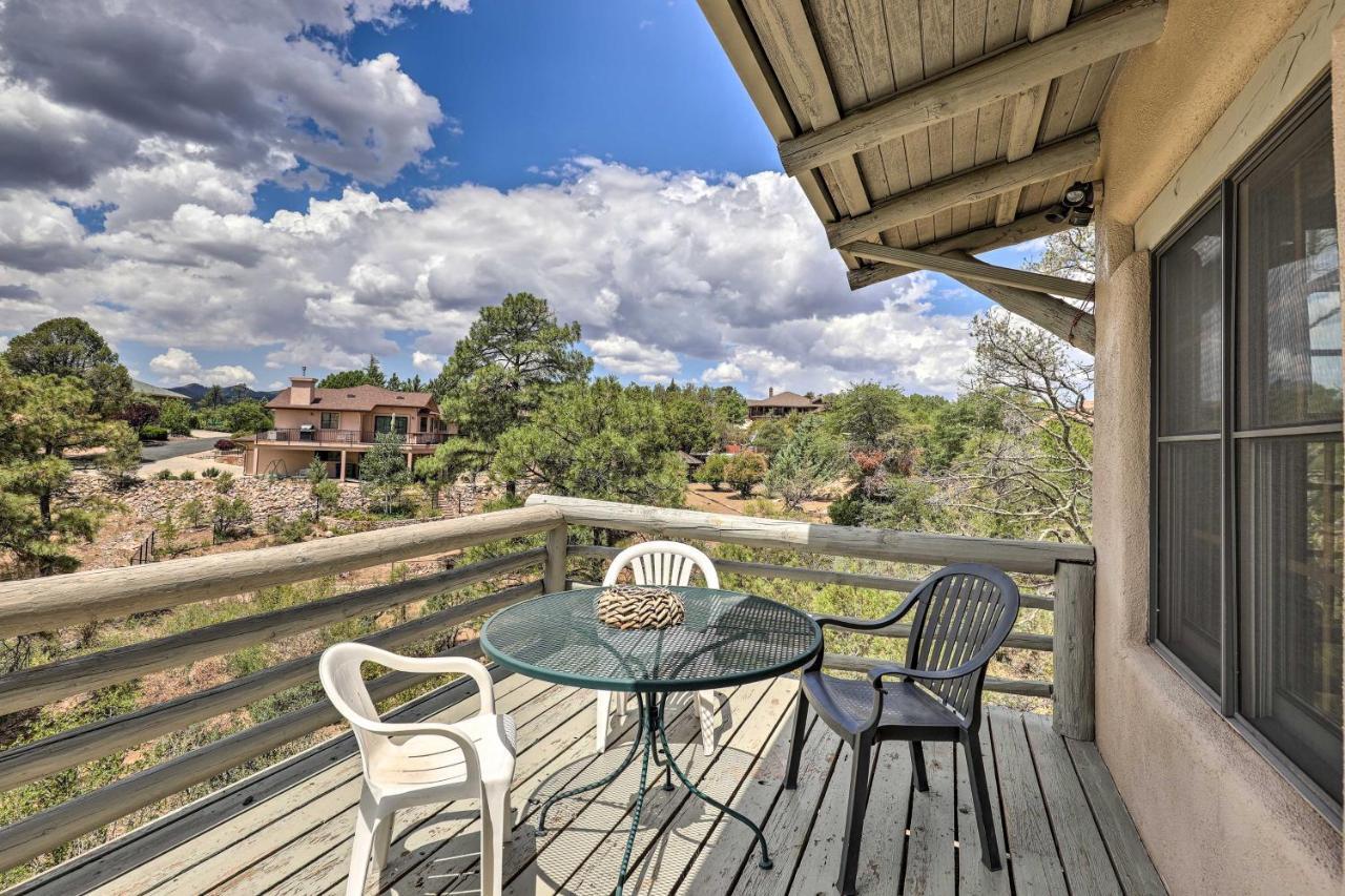 Bright With Thumb Butte Views! Apartment