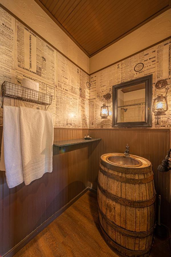 -pet Friendly- Miners #5 -two Double Beds - Private Balcony 2* Tombstone