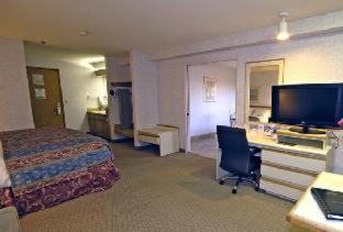 Shilo Hotel 3*